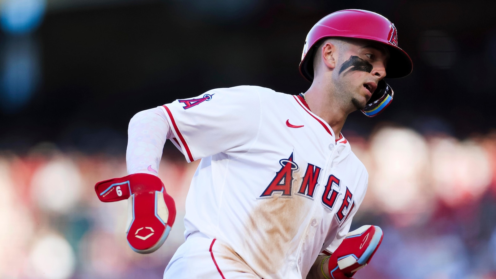 Zach Neto delivers walk-off hit in Angels' 3-2 victory over Mariners