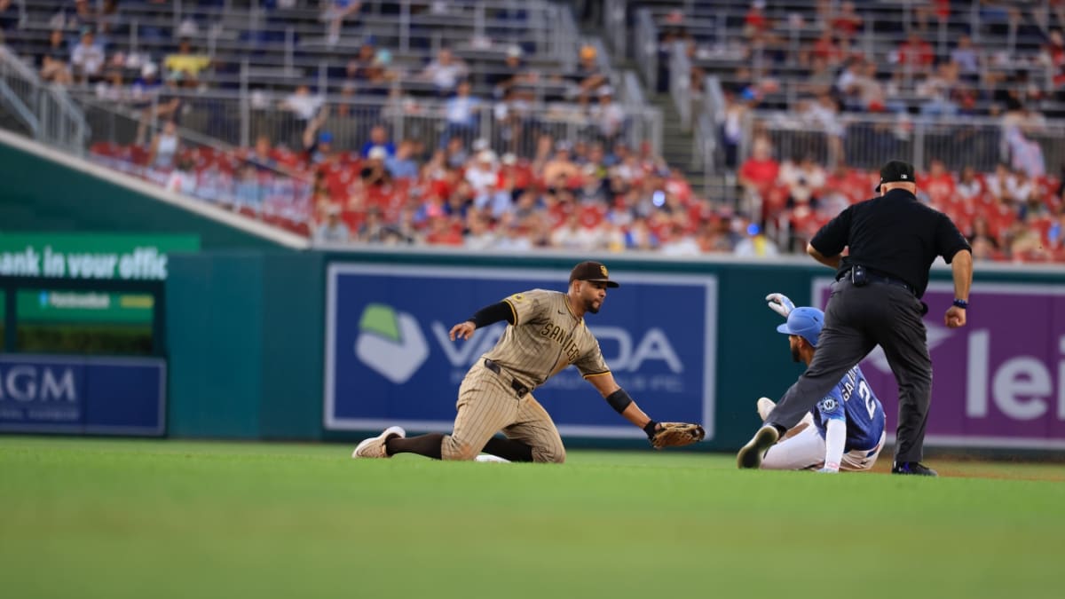 Padres Triumph Over Nationals in 7-2 Victory