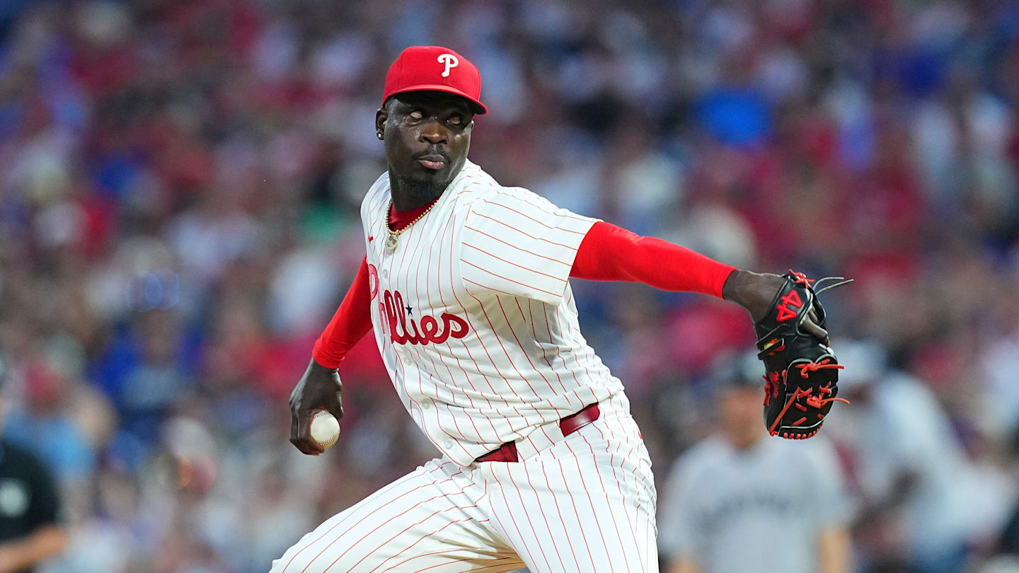 Former Philadelphia Phillies reliever Yunior Marte signs with Chunichi Dragons of NPB