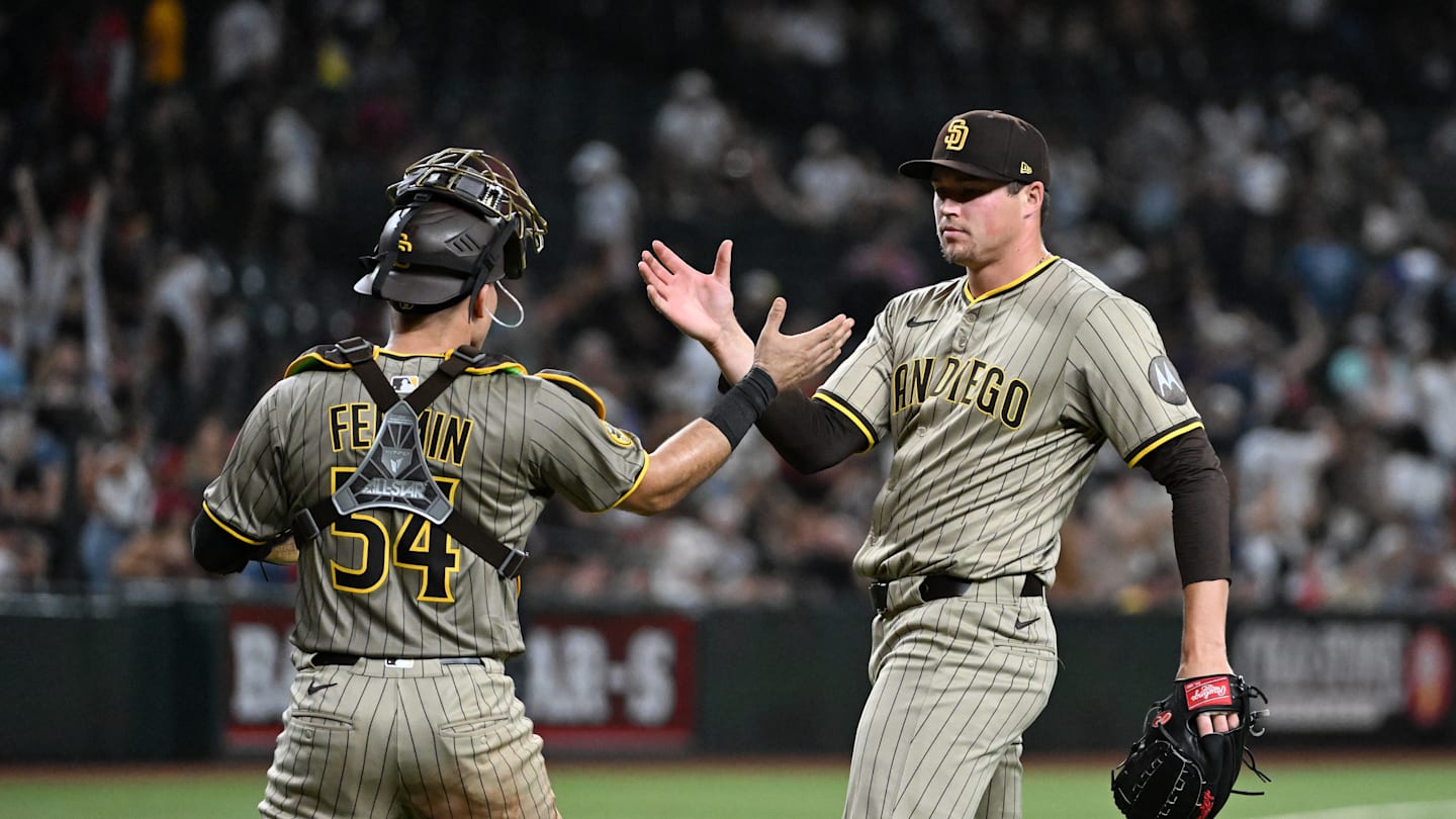 San Diego Padres v Arizona Diamondbacks