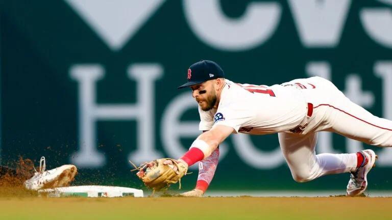 5 things to know as the Red Sox and Yankees begin a key series in the Bronx