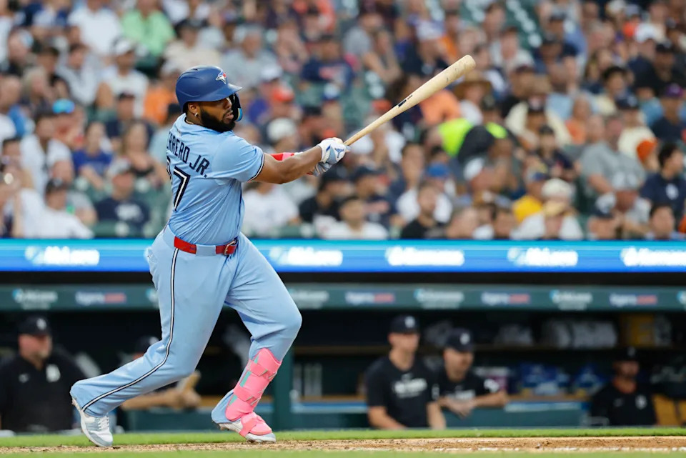 Toronto Blue Jays first baseman Vladimir Guerrero Jr. (27)Rick Osentoski-Imagn Images