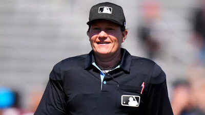 Jen Pawol becomes first woman in history to umpire a MLB game in Braves Marlins series