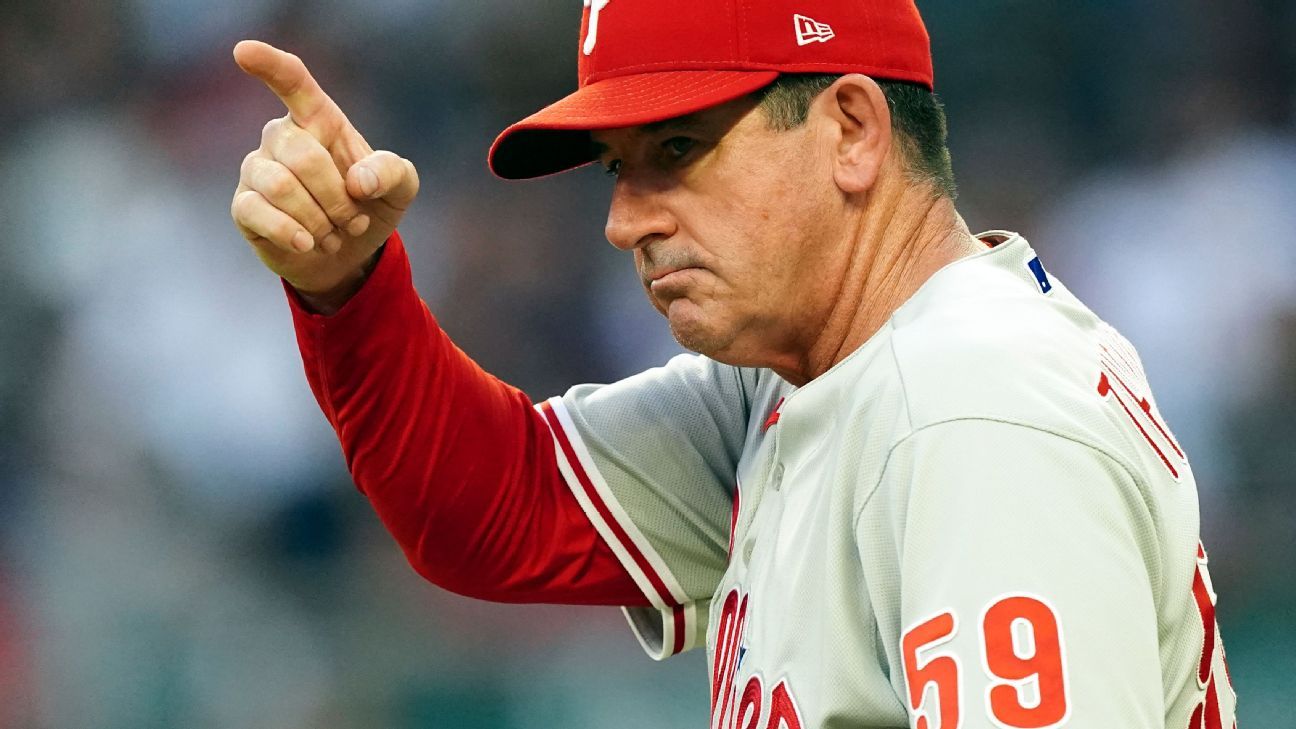 Phillies manager gives up No. 59 jersey to new reliever Duran