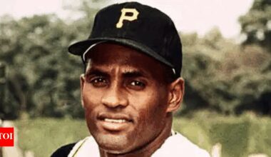 Pittsburgh Pirates to restore MLB legend Roberto Clemente’s No. 21 signboard after family expresses unhappiness | MLB News