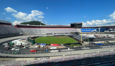 How to watch MLB Speedway Classic today: Time, TV for Braves-Reds