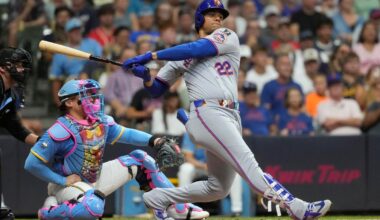 New York Teams Struggle To Stay Alive In Baseball Playoff Fight