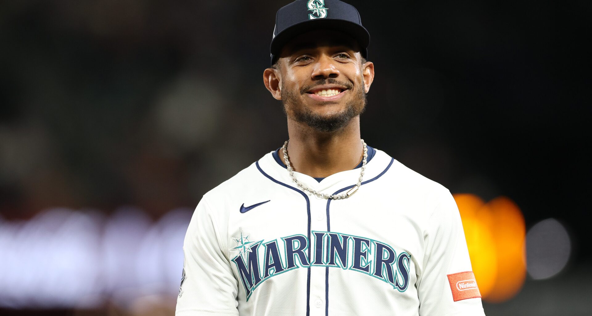 Mariners Star Rebuilds Home for Dominican Resident After Flooding