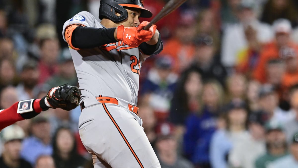Henderson Powers Orioles Over Red Sox