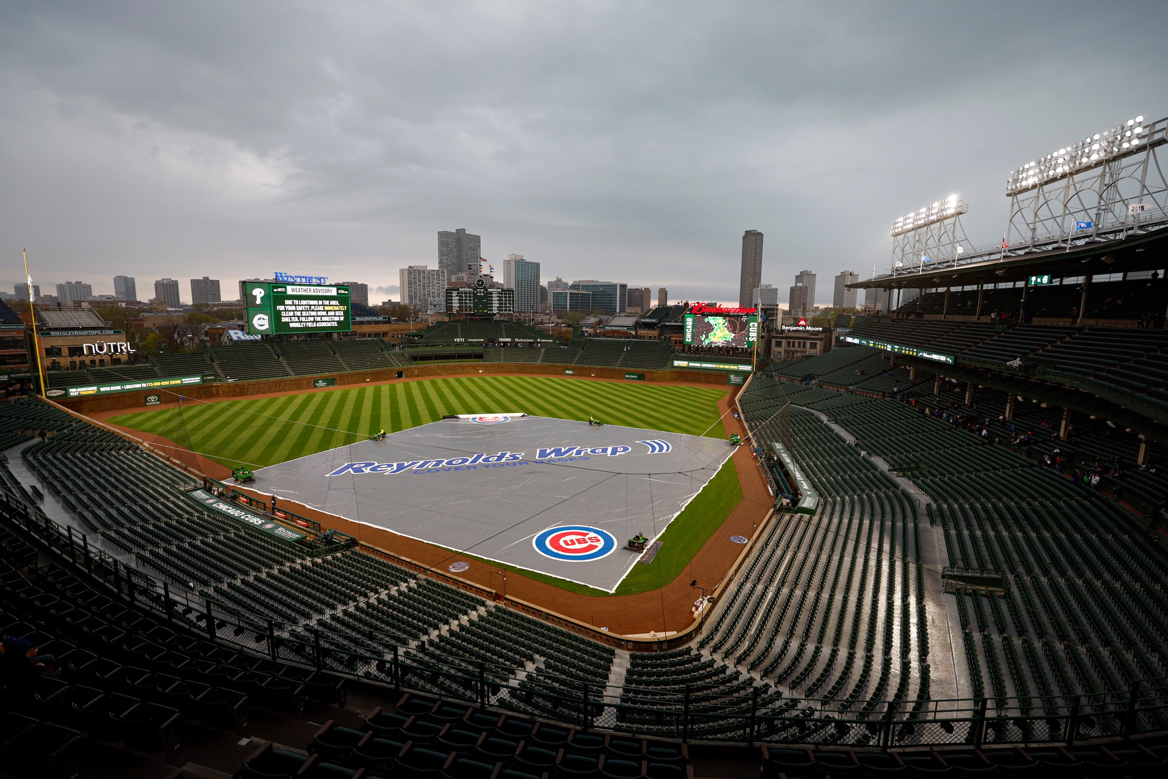Cubs vs. Brewers Game 2 rain delay, Monday 8/18