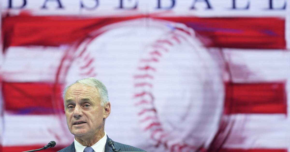 How MLB's upcoming deals will change how you watch out-of-market, Sunday night and Wild Card games | Business