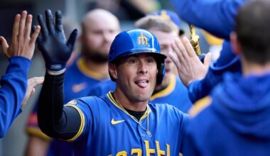 Dylan Moore’s return to Texas Rangers a full-circle moment for veteran utility player