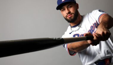 Braves add infielder Jonathan Ornelas for MLB Speedway Classic game