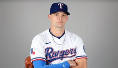 Rangers trade Heuer to Detroit