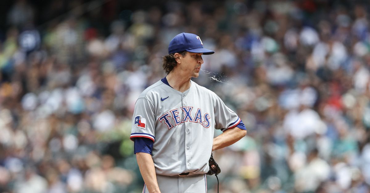 Jacob deGrom gets T-Mobile’d as Texas Rangers lose finale