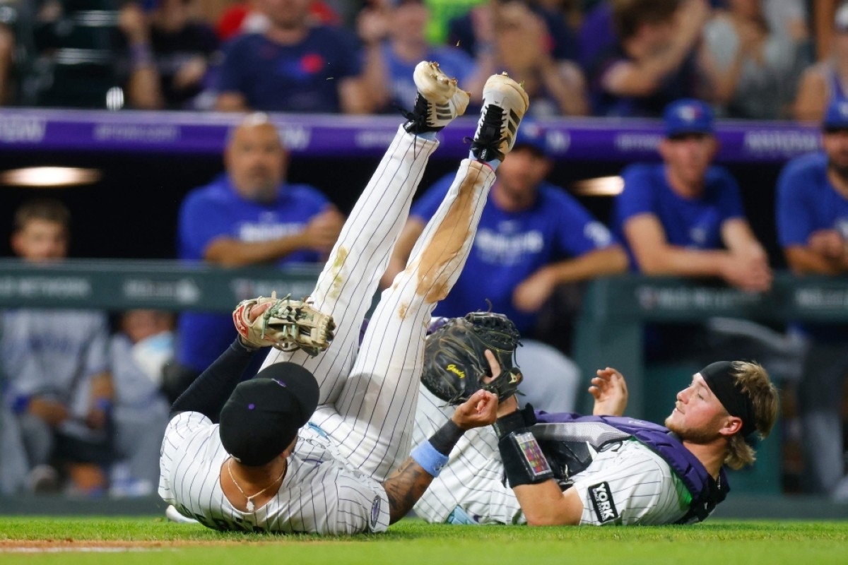 Blue Jays cap historic three-game sweep with 20-1 rout of Rockies