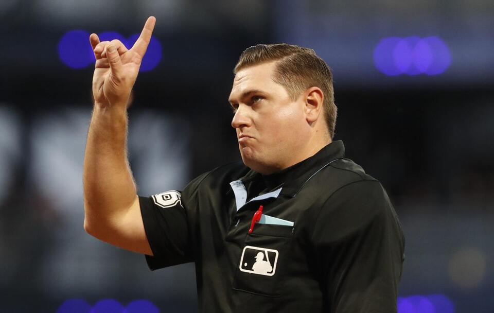 MLB Announcers Crack Up When Umpire Makes Big Mistake