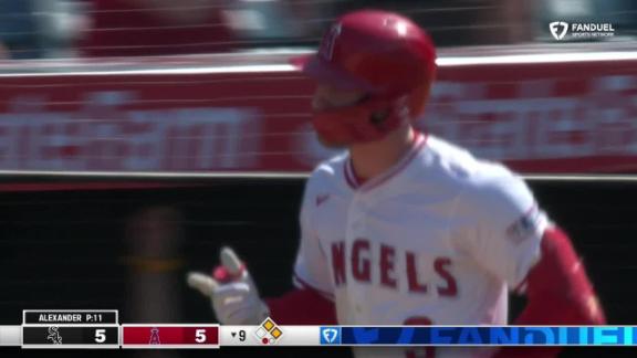 Taylor Ward hits 3-run homer in 9th to lift the Angels past the White Sox, 8-5