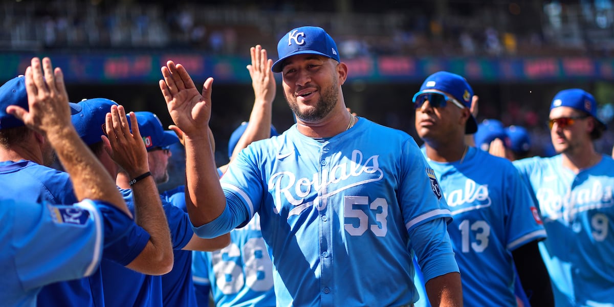India and Frazier hit two-run homers to rally Royals to 6-2 win over the White Sox