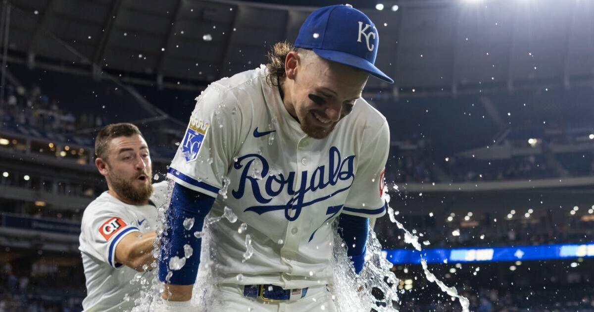 Apple drops MLB coverage as Netflix swoops in after UFC bid - Baseball - Sports