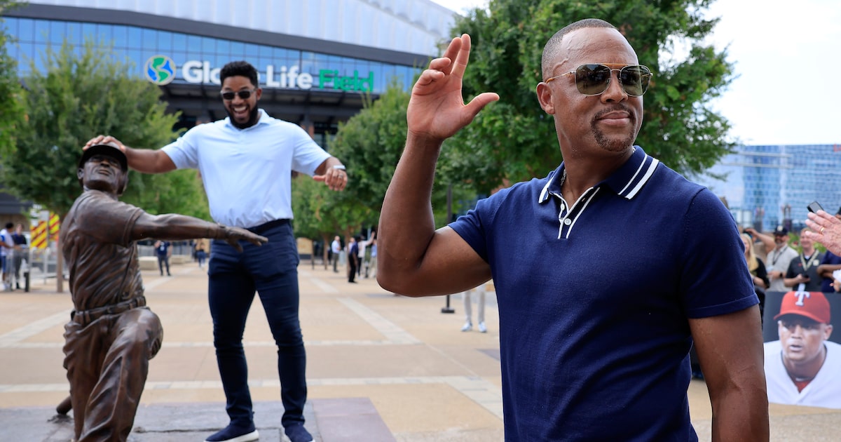 Rangers’ statue of Adrián Beltré’s iconic pose a fitting tribute to the Hall of Famer