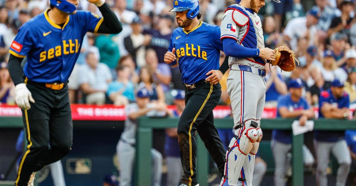 Photos: Rangers at Mariners - Union-Bulletin