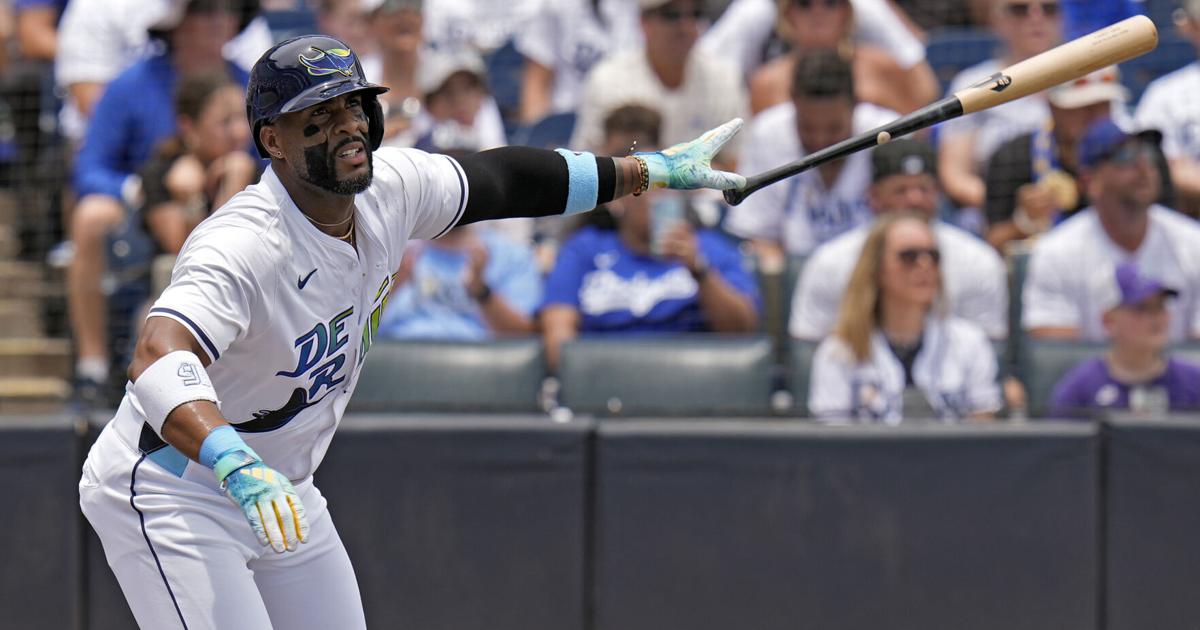 Diaz goes yard twice in front of sold-out crowd, Rays beat Dodgers 4-0 | Baseball