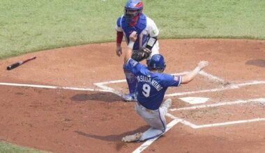 Royals catch fire with five-run 10th inning to push past Blue Jays 7-4 | National Sports