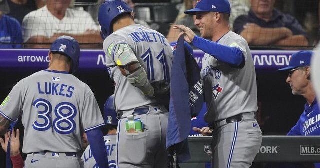 Bichette has 2 homers, 6 RBIs as Blue Jays get 25 hits in 15-1 win over Rockies | National Sports