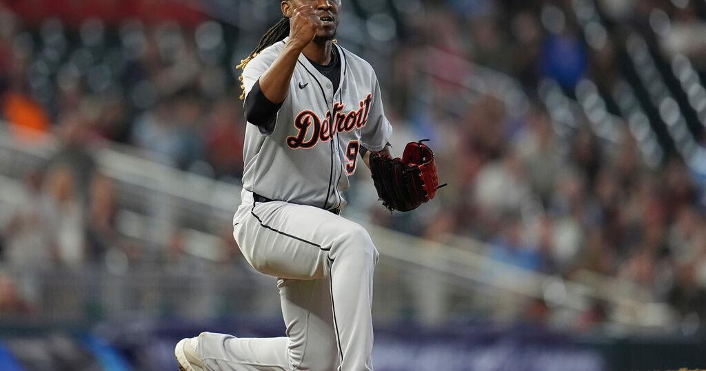 Keith scores on sacrifice fly in 11th, Tigers rally to top Twins | Sports