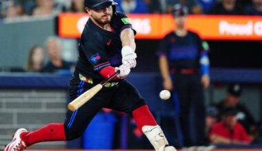 Kirk's heroics lead Blue Jays to 6-5 comeback win over Rangers | National Sports