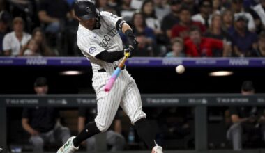 Farmer, Freeman power Rockies' 6-run 8th in a 10-7 victory over the Diamondbacks | National Sports