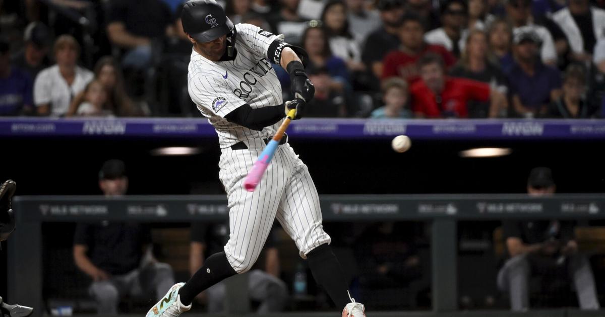 Farmer, Freeman power Rockies' 6-run 8th in a 10-7 victory over the Diamondbacks | National Sports