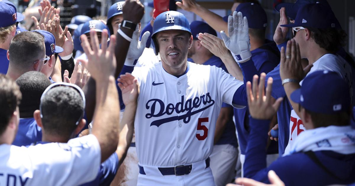 MLB roundup: Dodgers blast their way past Padres, complete sweep | Professional