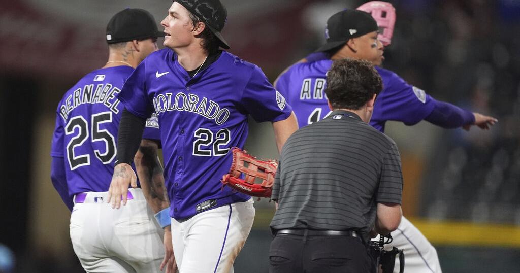 Rockies interim manager Warren Schaeffer focused on improvement, not comparisons | Colorado Rockies