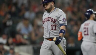 Houston Astros place catcher Victor Caratini on the concussion injured list | MLB