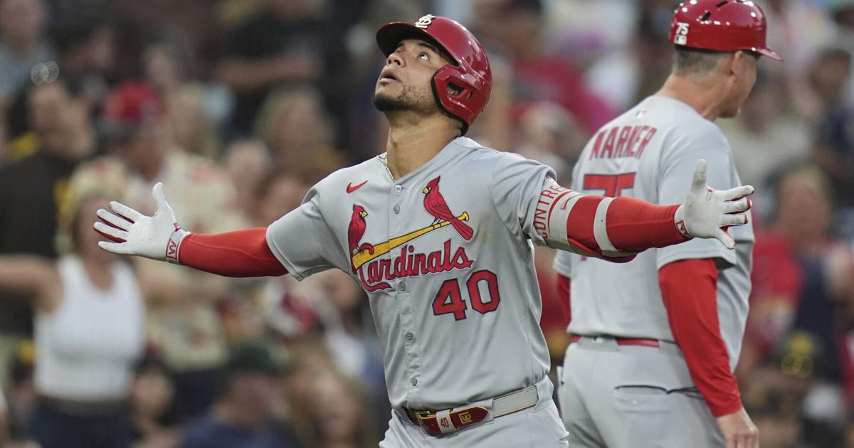 Michael McGreevy stays grounded, teammates take to the air and lift Cardinals vs. Reds