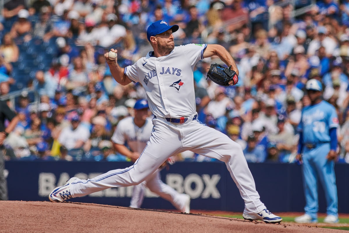 Blue Jays shut down Royals after stand-out Scherzer performance