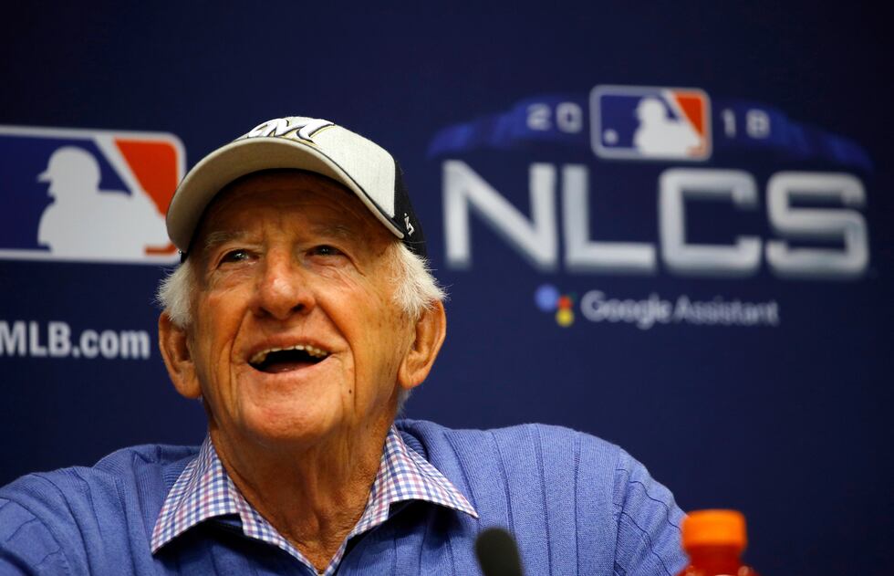 Milwaukee Brewers sportscaster Bob Uecker speaks at a news conference before Game 1 of the...