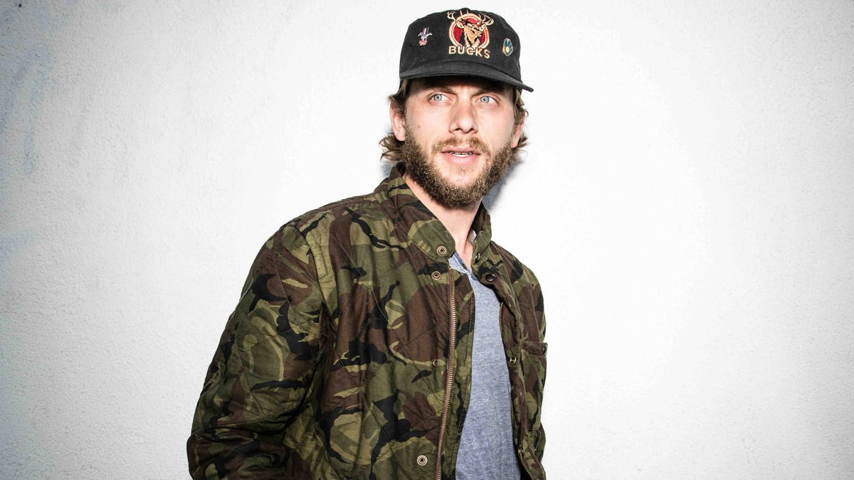 Charlie Berens, Brewers' Christian Yelich, Leinenkugel's in new video