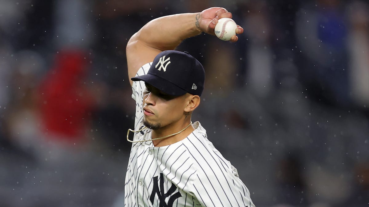 Jonathan Loaisiga to the IL; Yankees announce Sunday lineup at Miami