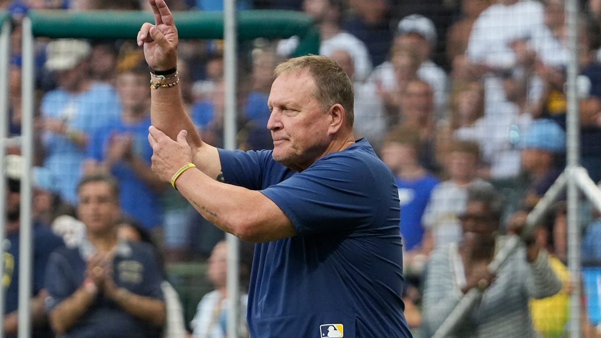 Pat Murphy reveals in-game pancake snack during Brewers vs Nationals