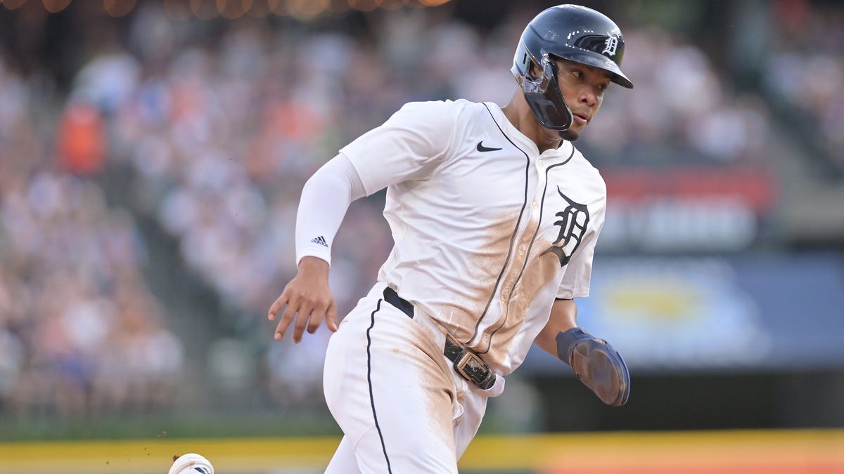 Perez back in starting lineup; Kahnle drops down depth chart