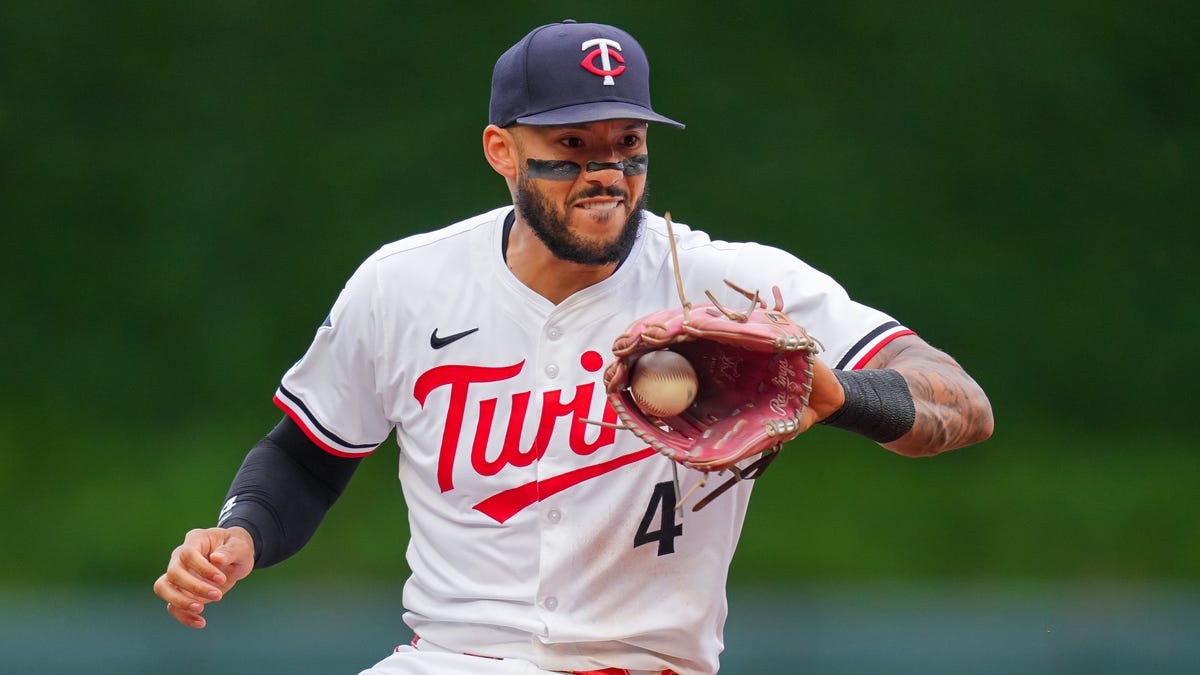 Astros' possible trade targets include Carlos Correa, Nolan Arenado