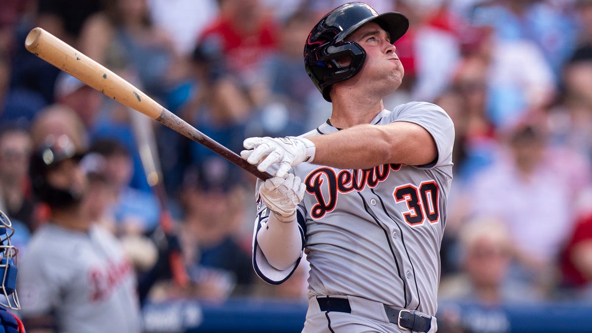 Skubal strikes out 10, Tigers hit four homers to even series