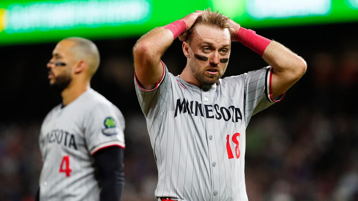 Twins' fire sale shocked baseball