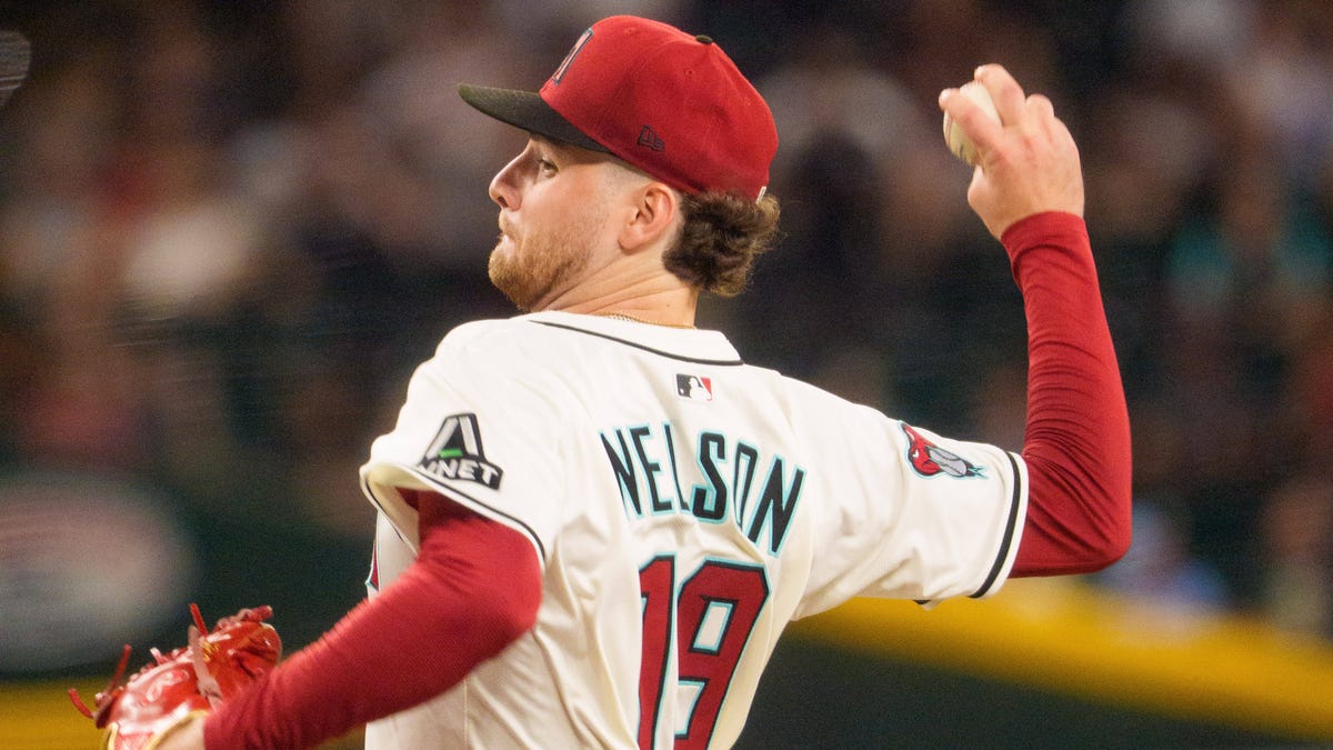 Diamondbacks cut ties with Kendall Graveman, recall Juan Morillo