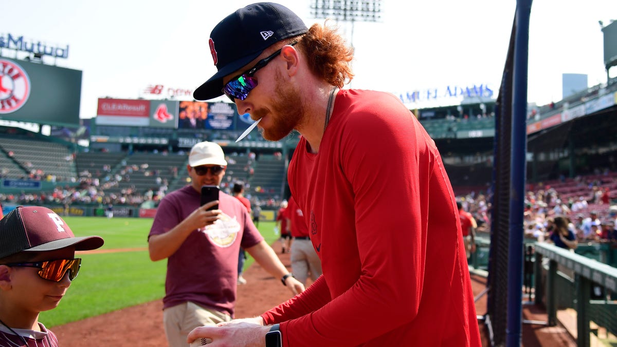 Royals at Red Sox odds, picks and predictions