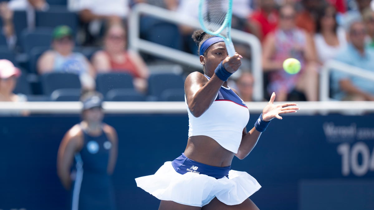 Tennis star Coco Gauff visits GABP for Reds-Phillies game