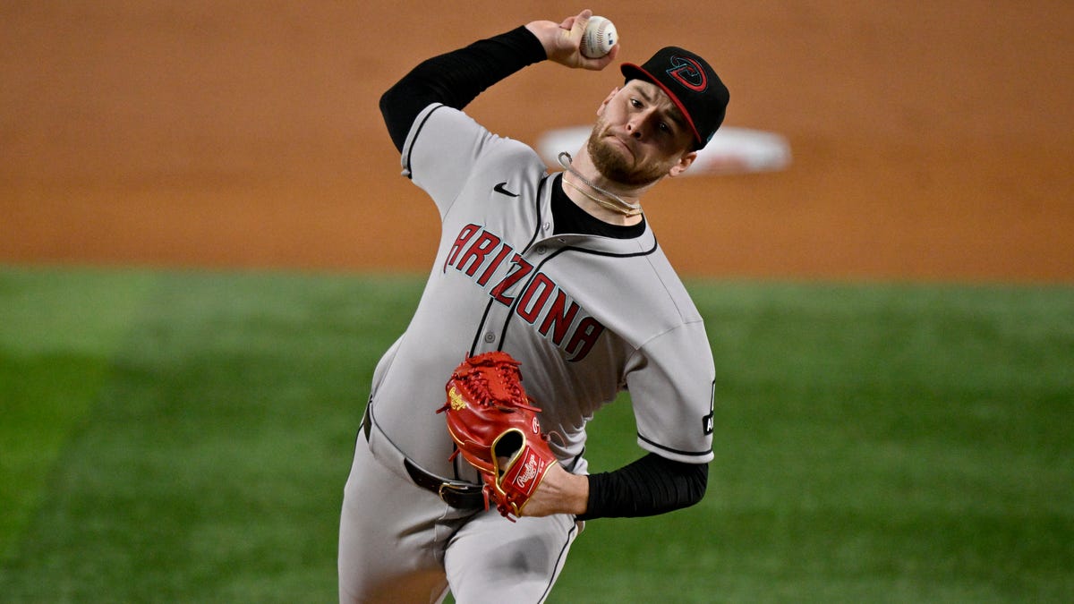 Traveling fans let their voices be heard